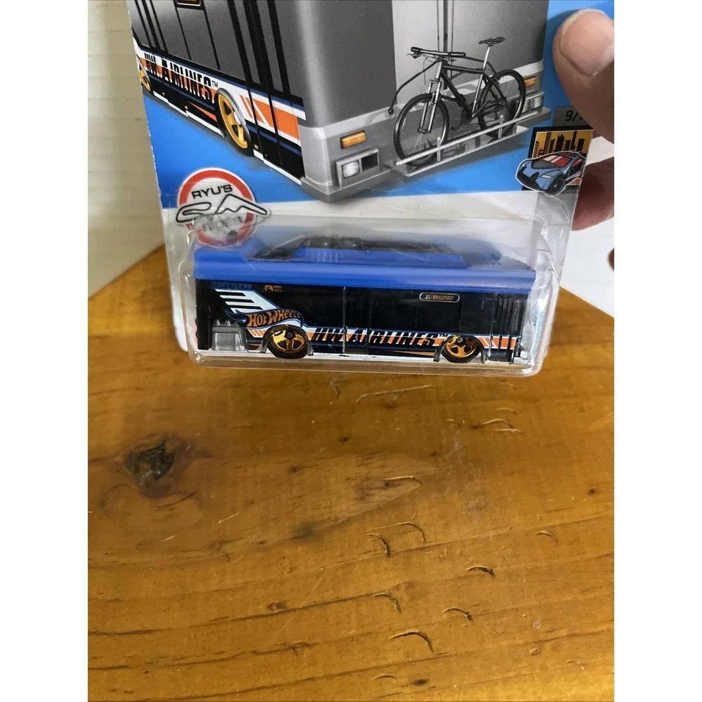 2022‎ Hot Wheels 77/250 Aint Fare HW Metro 9/10 Blue